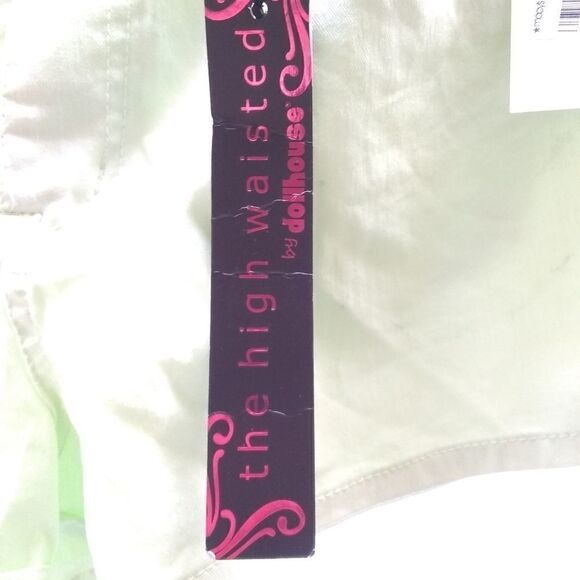 Dollhouse shorts  - Picture 4 of 5